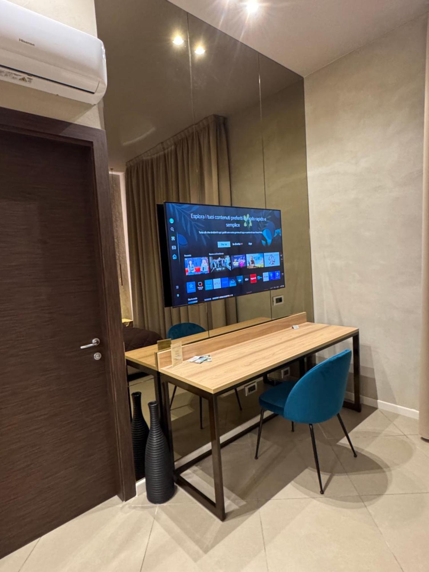 Tropicana Room Caserta Dış mekan fotoğraf