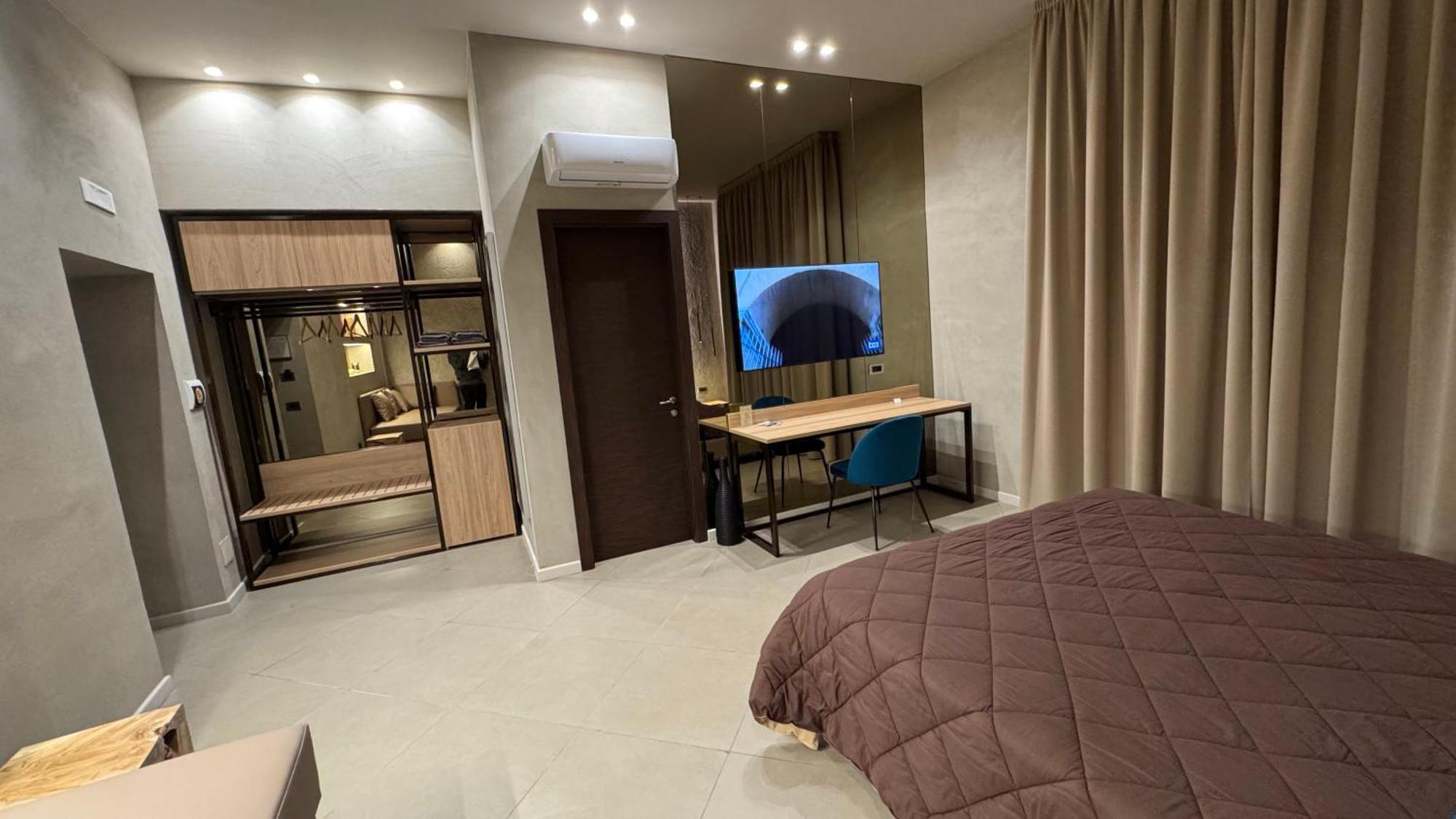 Tropicana Room Caserta Dış mekan fotoğraf