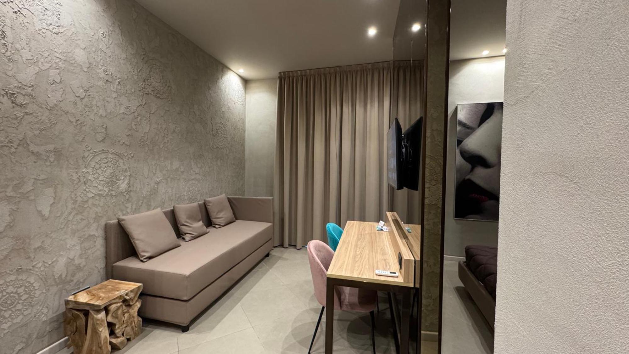 Tropicana Room Caserta Dış mekan fotoğraf